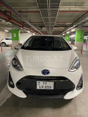 Toyota Aqua 2017, 130,000 km - 1.5 l - Bakı