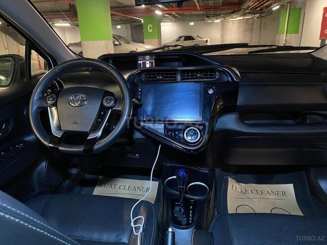 Toyota Aqua 2017, 130,000 km - 1.5 l - Bakı