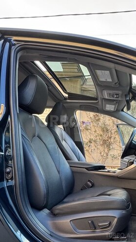 Toyota Camry-18