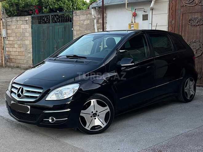 Mercedes B 180 2010, 115,000 km - 1.7 l - Sumqayıt