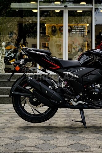 TVS Apache RTR 200-4