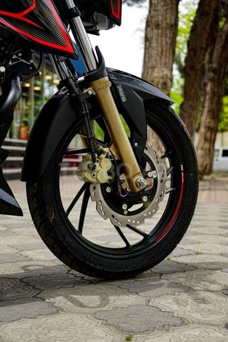 TVS Apache RTR 200-11