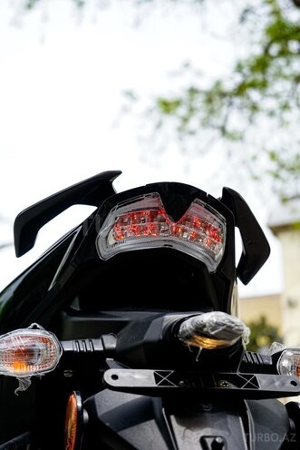 TVS Apache RTR 200-21