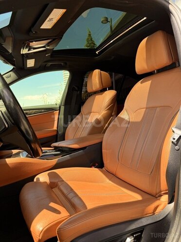 BMW 530-21