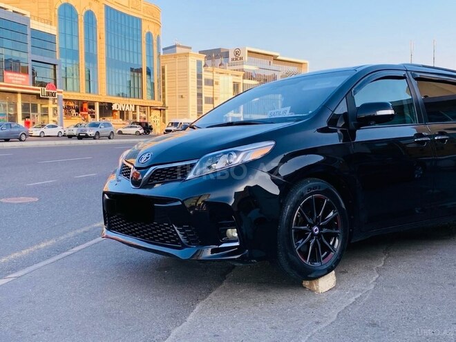Toyota Sienna 2017, 181,427 km - 3.5 l - Bakı