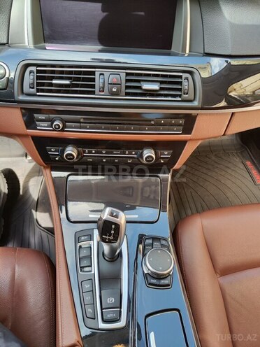 BMW 520 2016, 157,000 km - 2.0 l - Bakı