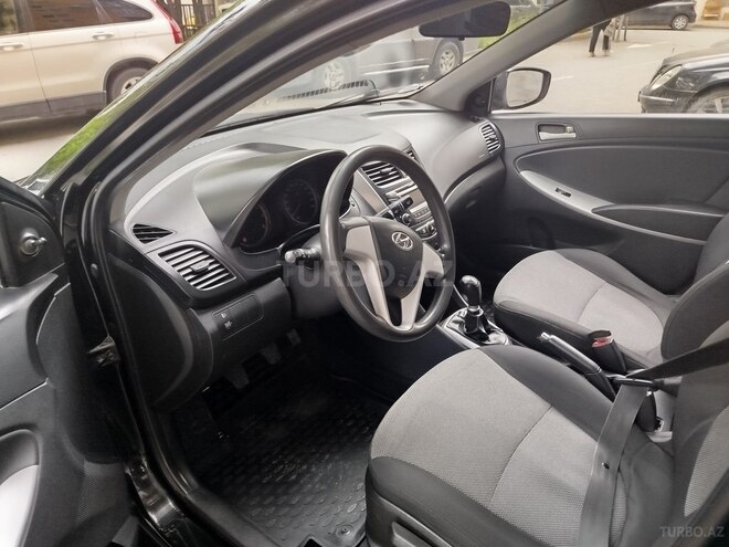 Hyundai Accent 2011, 209,000 km - 1.6 l - Bakı