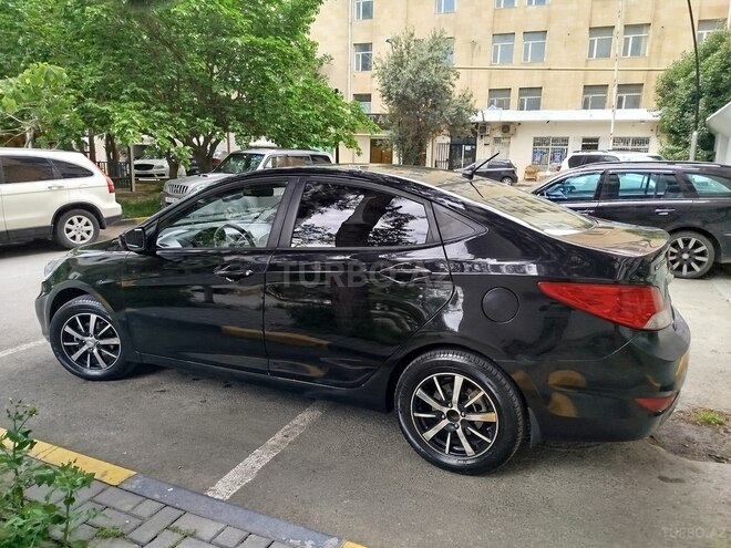 Hyundai Accent 2011, 209,000 km - 1.6 l - Bakı
