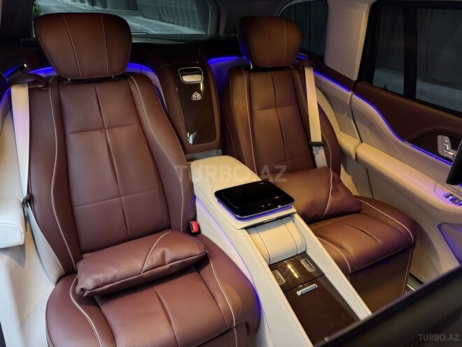 Mercedes-Maybach GLS 600 4MATIC 2023, 12,300 km - 4.0 l - Bakı
