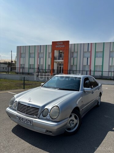 Mercedes E 240 1998, 285,000 km - 2.4 l - Bakı