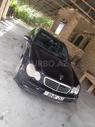 Mercedes C 220 d 2000, 413,600 km - 2.2 l - Bakı