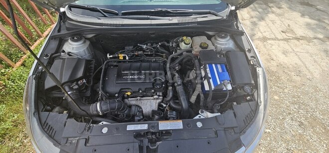 Chevrolet Cruze-18