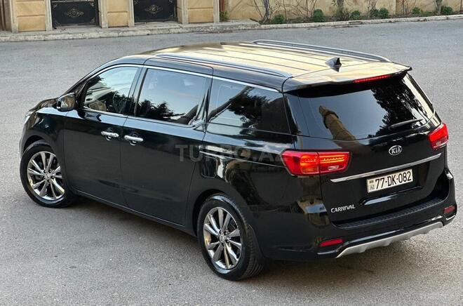 Kia Carnival-15