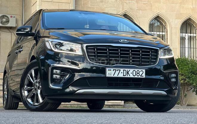Kia Carnival-2
