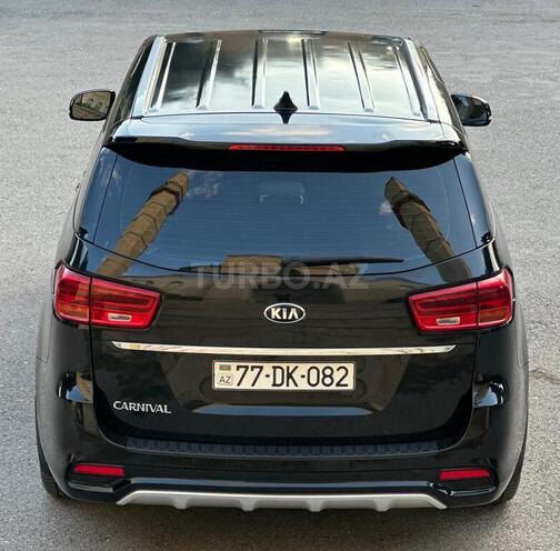 Kia Carnival-6