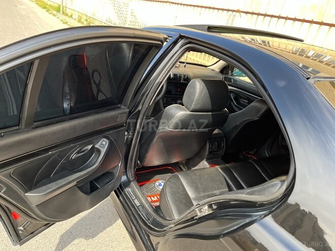 BMW 528 1999, 220,000 km - 2.8 л - Bakı