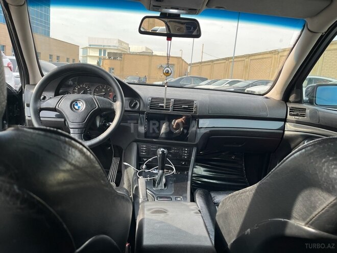 BMW 528 1999, 220,000 km - 2.8 л - Bakı