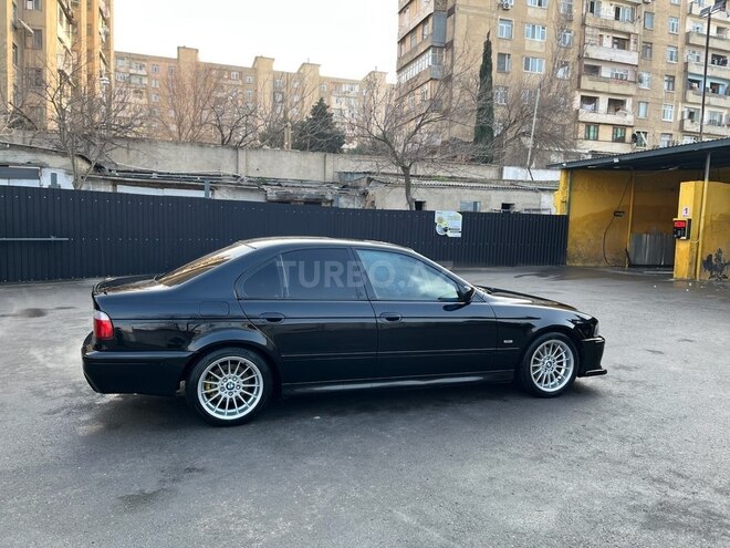 BMW 528 1999, 220,000 km - 2.8 л - Bakı