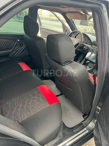 Mercedes C 220 1993, 340,000 km - 2.2 l - Bakı