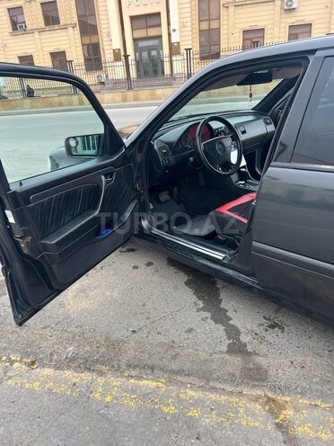 Mercedes C 220 1993, 340,000 km - 2.2 l - Bakı