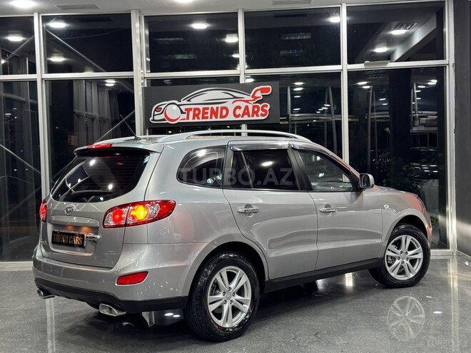 Hyundai Santa Fe-7