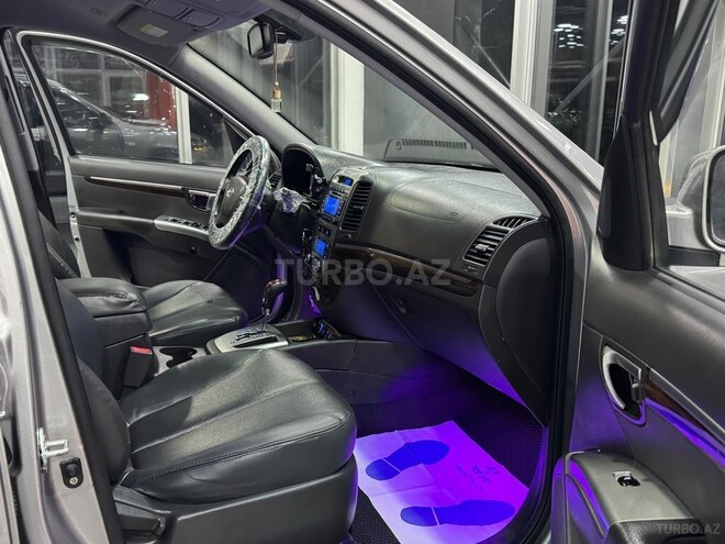 Hyundai Santa Fe-17