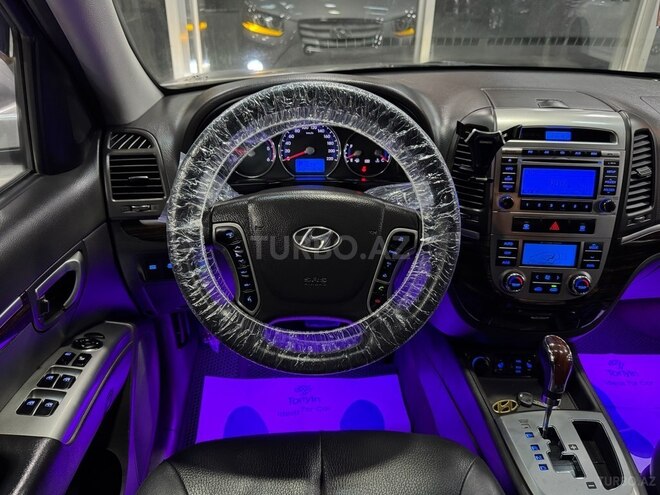 Hyundai Santa Fe-21