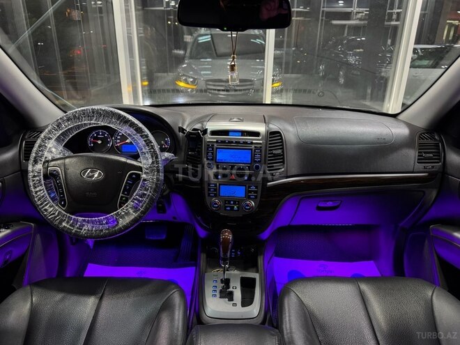 Hyundai Santa Fe-20