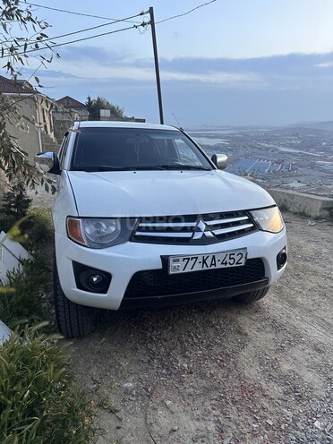 Mitsubishi L200 2012, 326,000 km - 2.5 l - Bakı