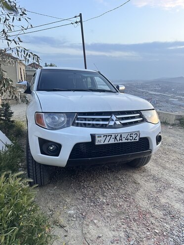 Mitsubishi L200 2012, 326,000 km - 2.5 l - Bakı