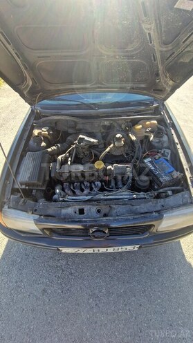 Opel Astra 1992, 0 km - 1.6 l - Bakı