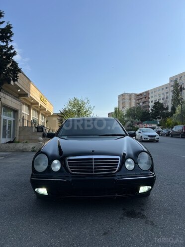 Mercedes E 320 2000, 246,000 km - 3.2 л - Bakı