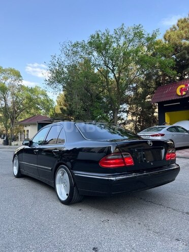Mercedes E 320 2000, 246,000 km - 3.2 л - Bakı