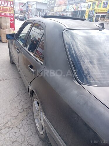 Mercedes C 180 1995, 189,230 km - 1.8 л - Bakı