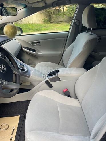 Toyota Prius 2013, 281,635 km - 1.8 л - Bakı