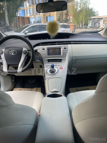 Toyota Prius 2013, 281,635 km - 1.8 л - Bakı