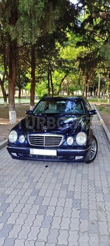 Mercedes E 240 2000, 311,999 km - 2.4 l - Gəncə