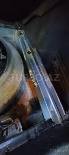 Mercedes E 240 2000, 311,999 km - 2.4 l - Gəncə