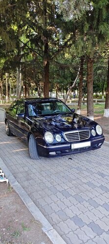 Mercedes E 240 2000, 311,999 km - 2.4 l - Gəncə