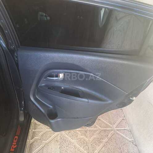 Kia Rio 2013, 240,000 km - 1.4 l - Naxçıvan