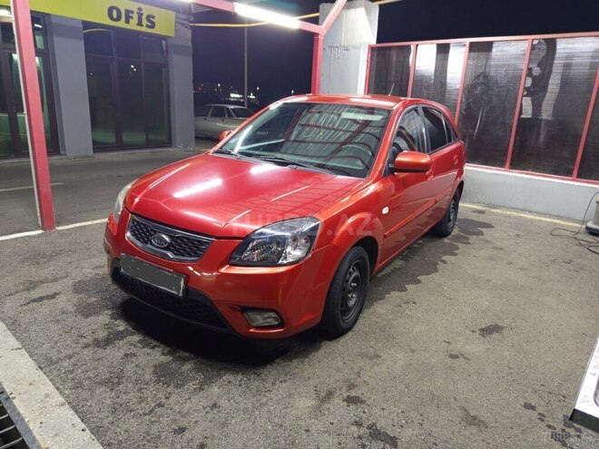 Kia Rio 2009, 300,000 km - 1.5 l - Gəncə