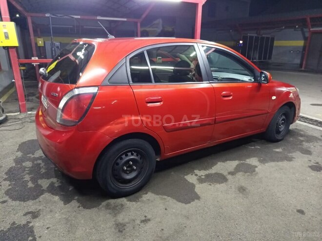 Kia Rio 2009, 300,000 km - 1.5 l - Gəncə