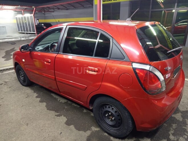 Kia Rio 2009, 300,000 km - 1.5 l - Gəncə
