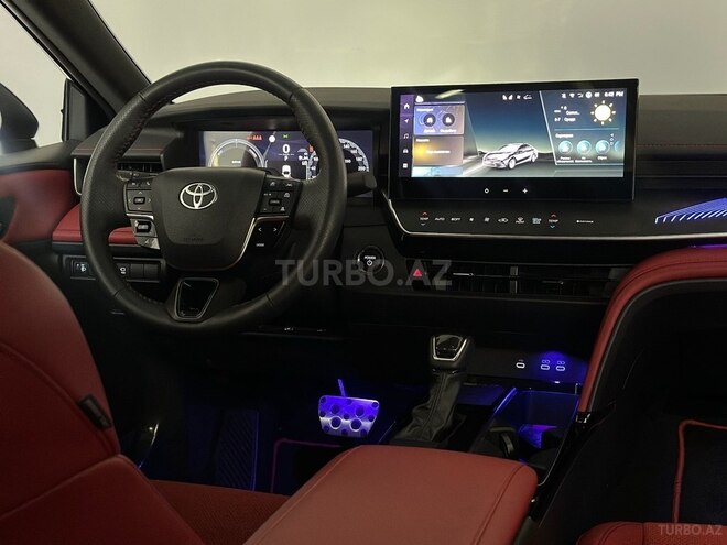 Toyota Camry 2024, 12,500 km - 2.0 l - Bakı