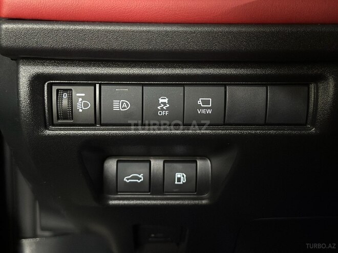 Toyota Camry 2024, 12,500 km - 2.0 l - Bakı