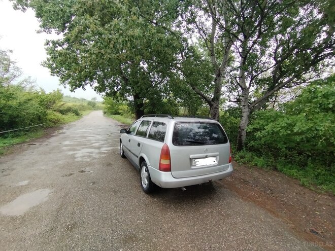 Opel Astra 1998, 245,445 km - 1.8 l - Qusar