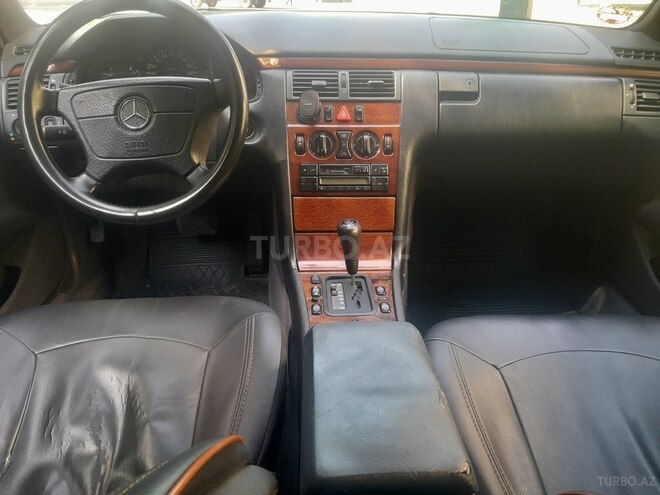 Mercedes E 200 1996, 295,000 km - 2.0 l - Ağdam