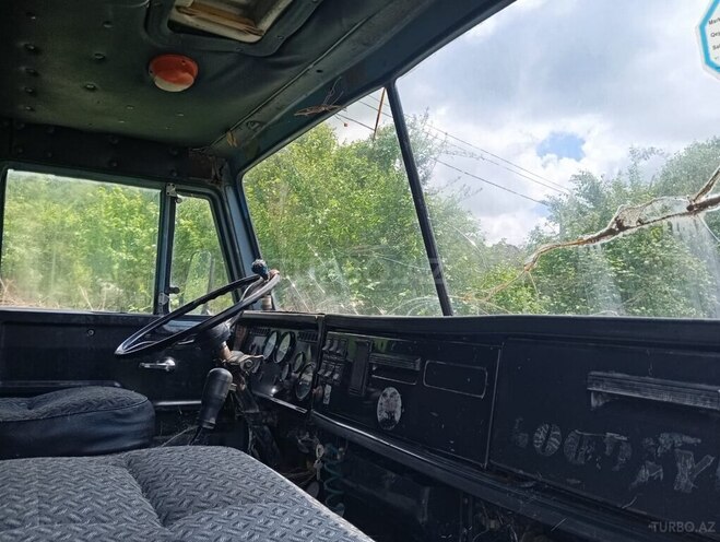 KamAz 53212 1986, 800,000 km - 11.0 l - Qəbələ