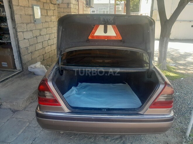 Mercedes C 220 d 1994, 450,000 km - 2.2 л - Neftçala