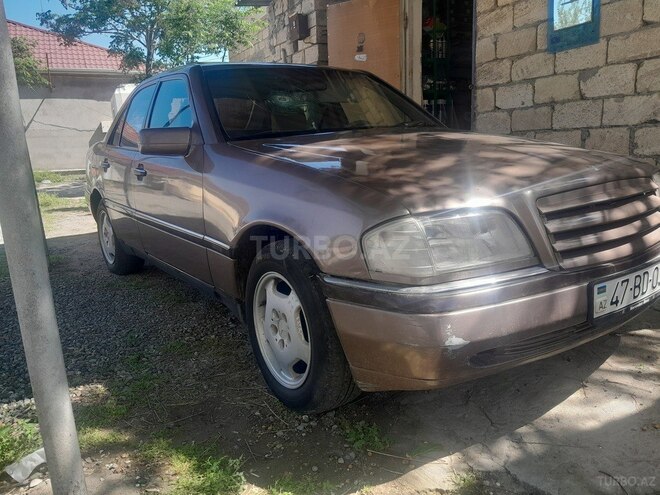 Mercedes C 220 d 1994, 450,000 km - 2.2 л - Neftçala